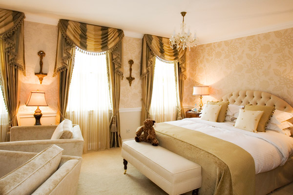 Redesdale Suite bedroom - Cavendish Hotel, Chatsworth Estate, near Bakewell, Peak District