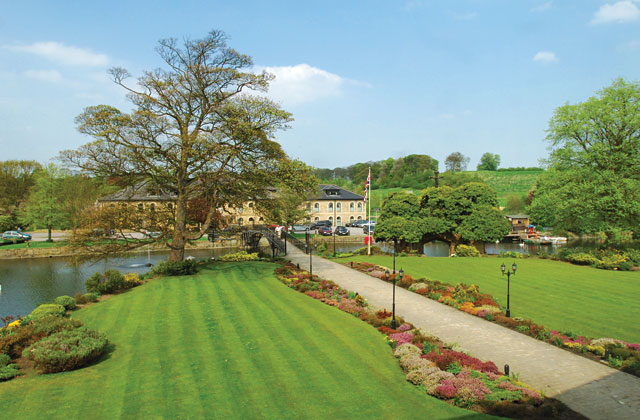 Explore extensive grounds - Waterton Park Hotel, Wakefield Explore extensive grounds - Waterton Park Hotel, Wakefield