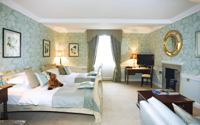 Superior Inn Twin Room - Cavendish Hotel, Chatsworth Estate, near Bakewell, Peak District