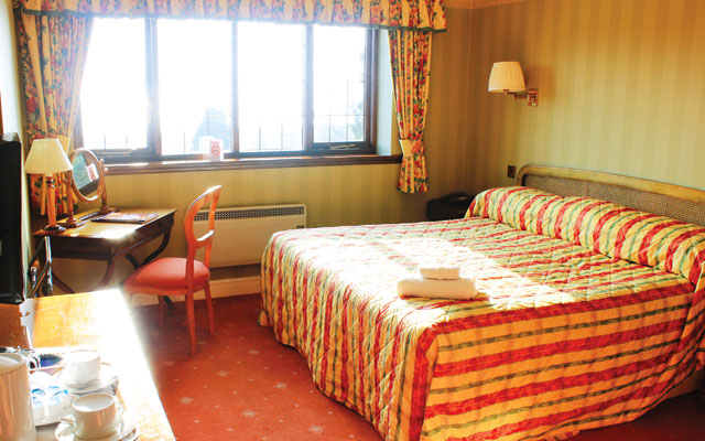 Standard Double Room - Netherwood Hotel - Lake District National Park (Grange-over-Sands)