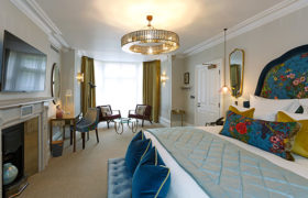 Delphinium Feature Room - Gonville Hotel and Spa, Cambridge