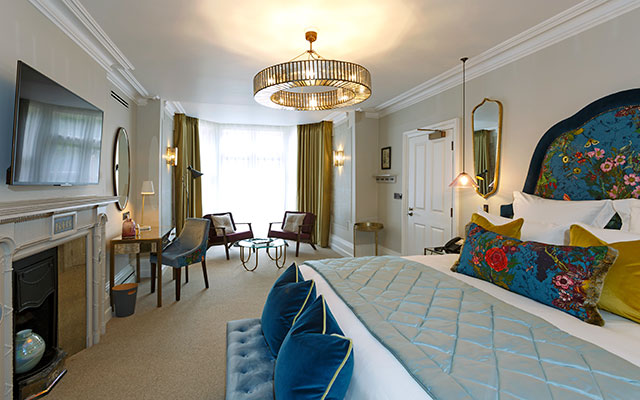 Delphinium Feature Room - Gonville Hotel and Spa, Cambridge