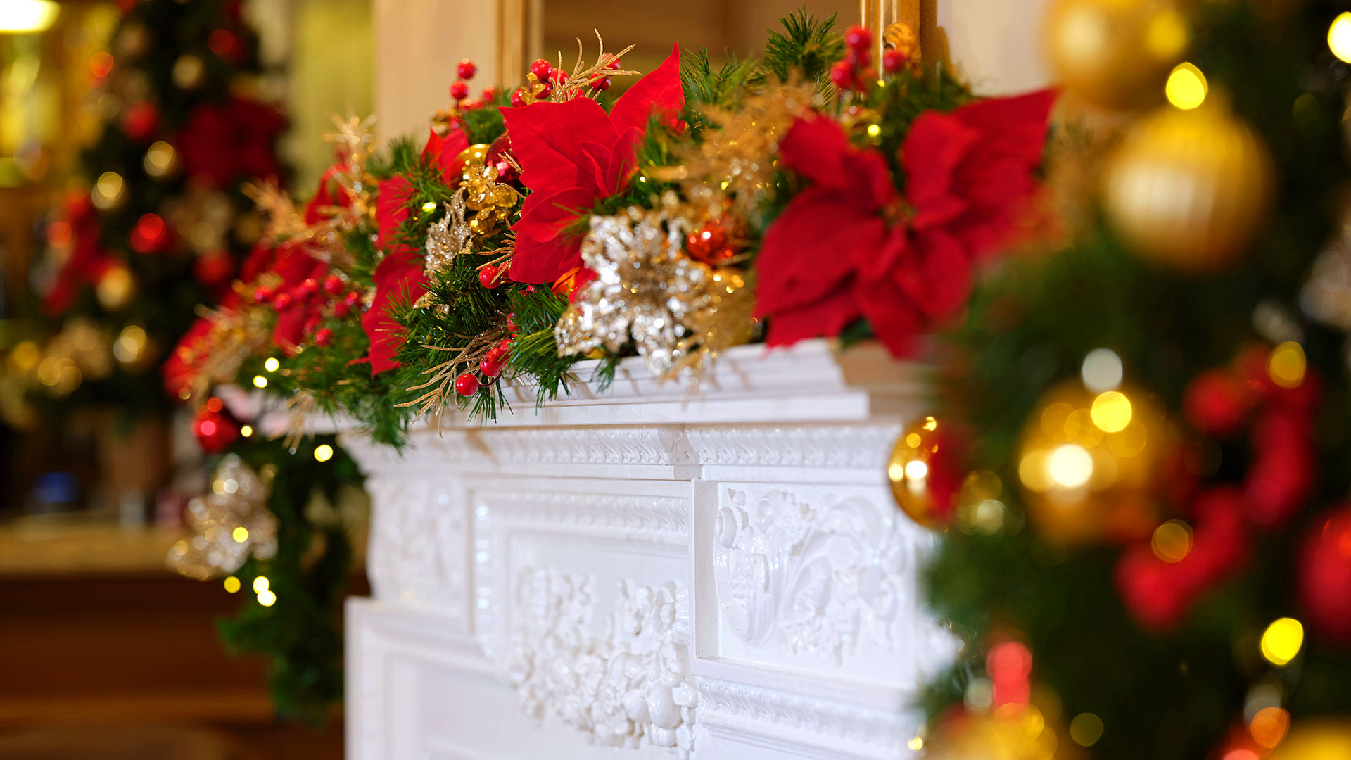 Christmas mantelpiece - Rowton Hall Hotel, Chester