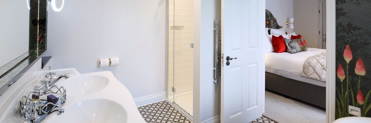 Bathroom in the Kniphofia feature room - Gonville Hotel, Cambridge