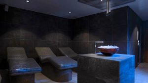Ice fountain and heated loungers - Hatherley Manor Hotel & Spa, Cotswolds