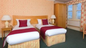 Front facing Standard twin room - The Imperial Hotel, Llandudno