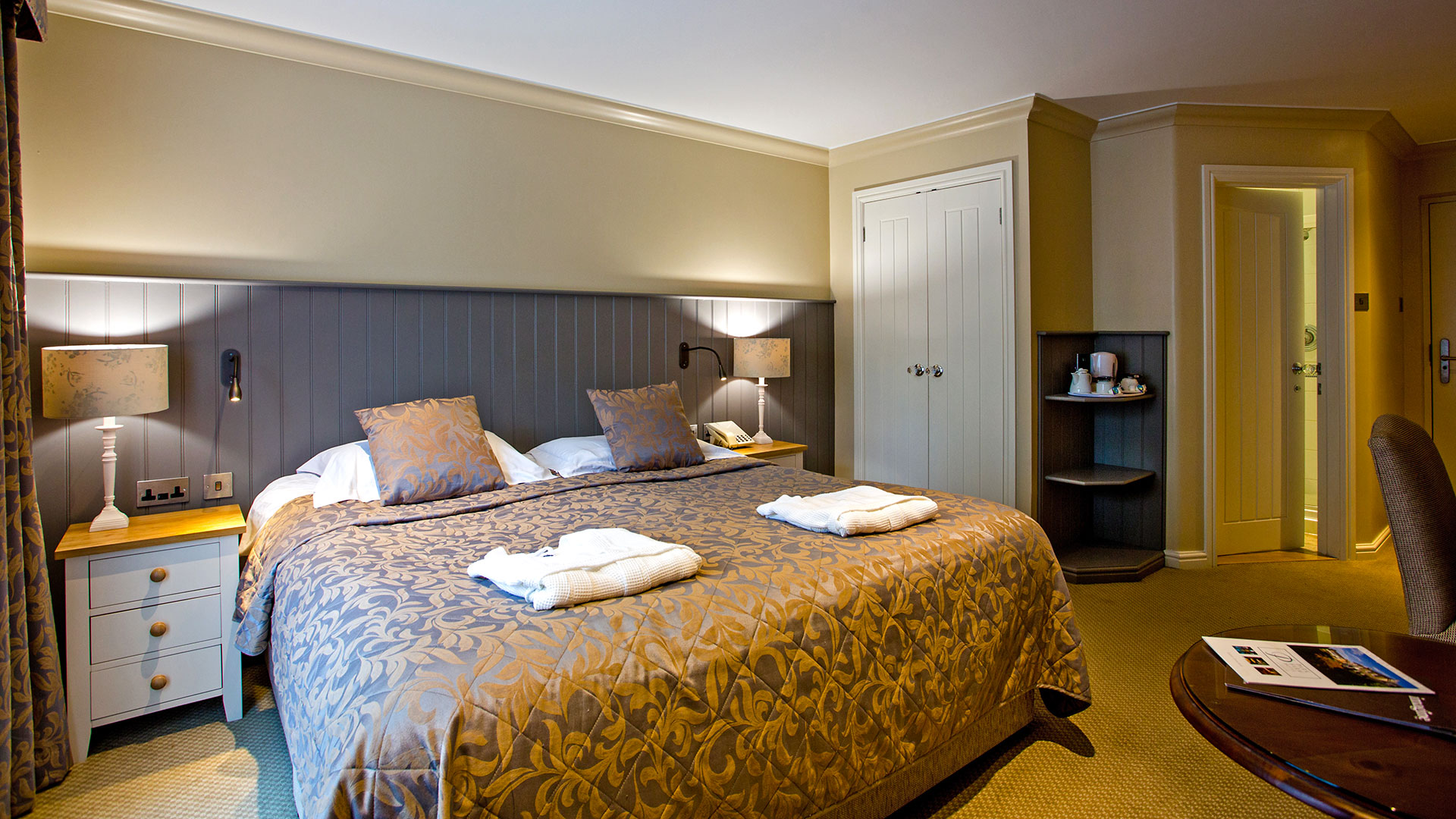 Classic Plus room - Park Farm Hotel, Norwich