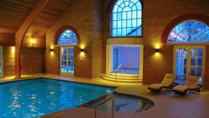 Indoor pool with Hot Tub and loungers - Park Farm Hotel, Norwich
