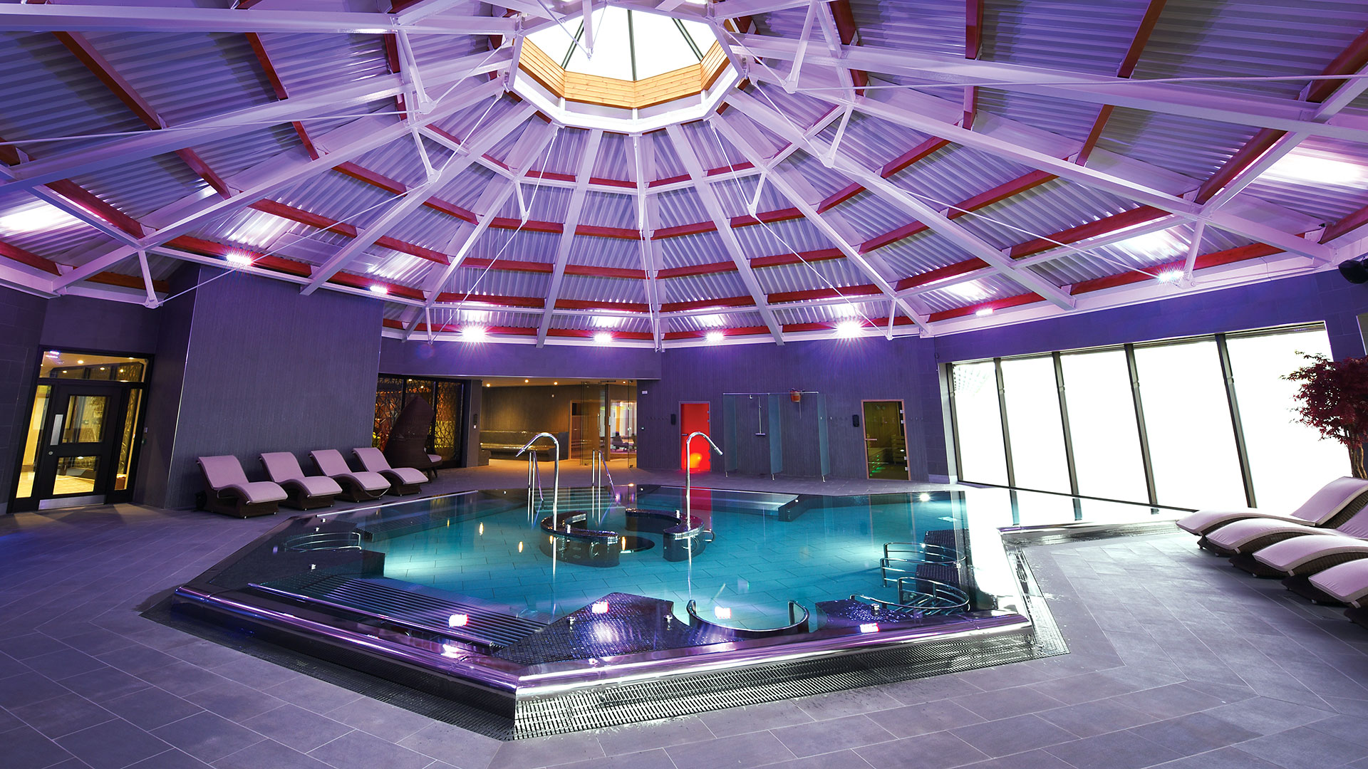 Indoor hydrotherapy spa pool - Ramside Hall Hotel, Durham