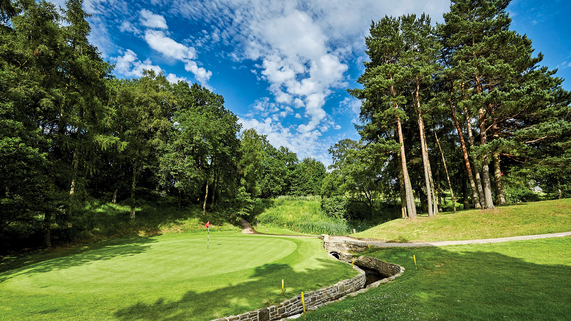Scenic 18 hole golf course - Shrigley Hall Hotel & Spa