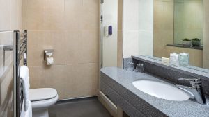 Bathroom in a Standard double room - Fairlawns Hotel & Spa, Walsall