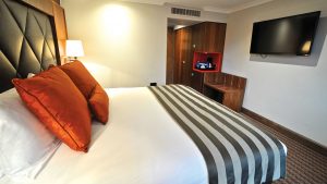 Classic double room - Frensham Pond Country House Hotel & Spa, Farnham