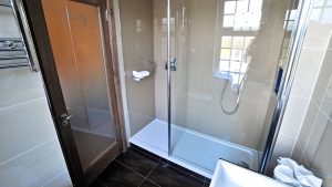 Bathroom in a Superior double room - Frensham Pond Country House Hotel & Spa, Farnham