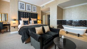 Bedroom & bath in the Junior Suite - Hythe Imperial Hotel, Spa & Golf, Hythe, Kent