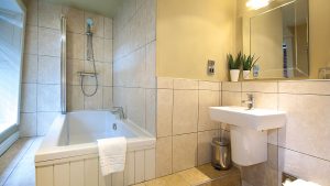 Bathroom of a Superior Room - Whitley Hall Hotel, Sheffield