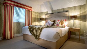Bedroom in a Suite - Donnington Valley Hotel, Golf & Spa, Newbury