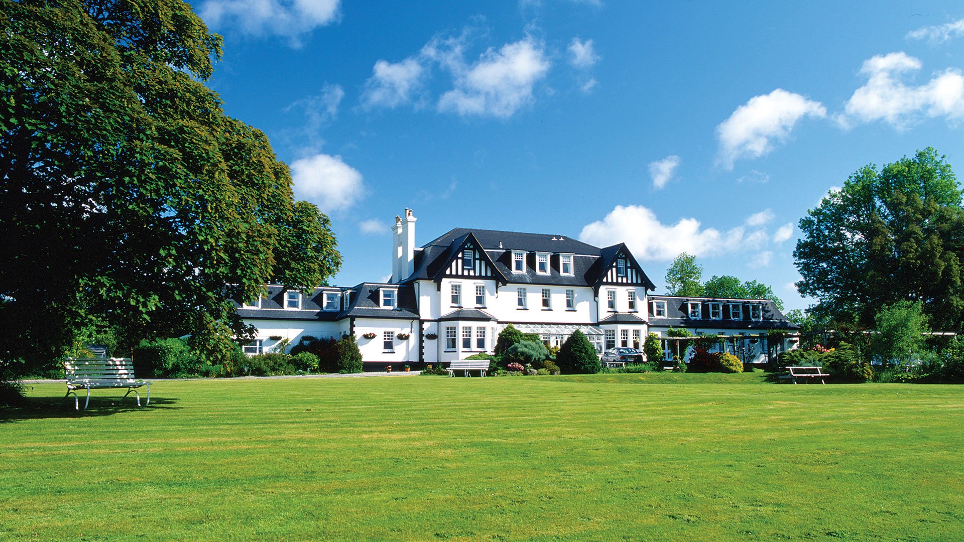 Traditional country manor house - Ilsington Country House Hotel & Spa, Dartmoor