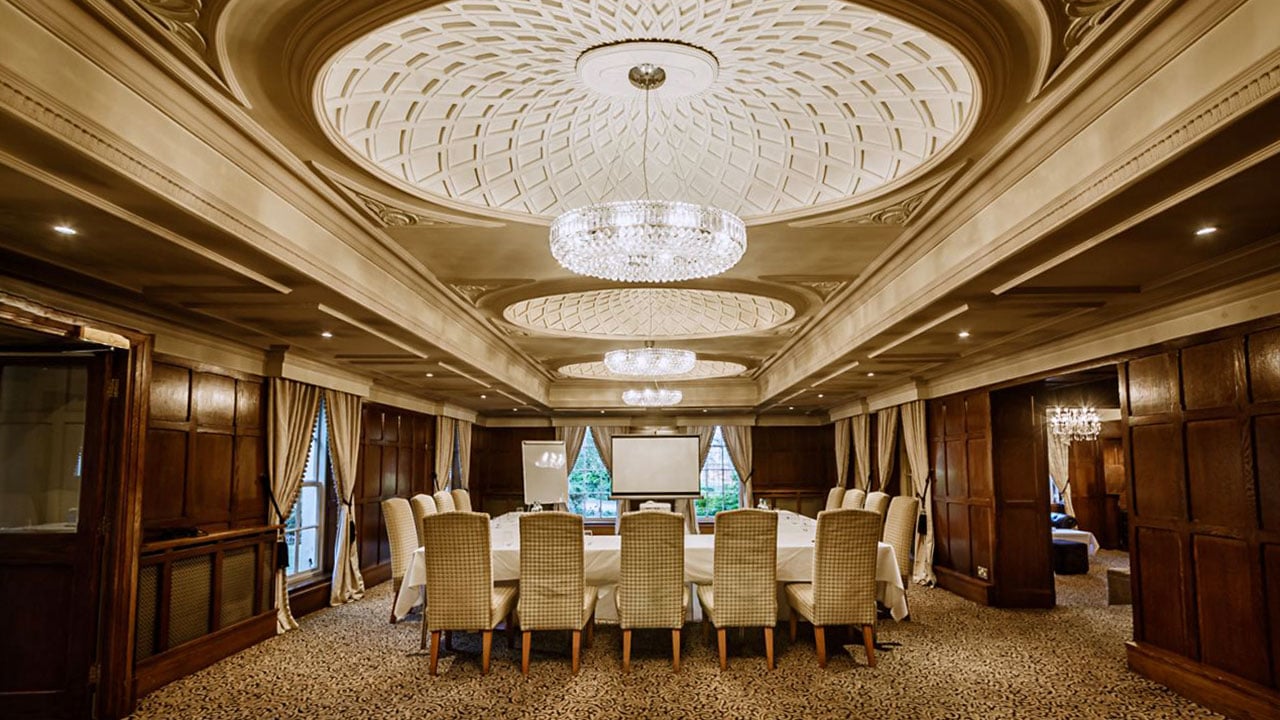 Van dyk hotel, Chesterfield, chapel meeting room - Classic British Hotels