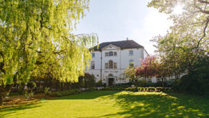 The original house overlooking the lawns - Van Dyk Hotel, Chesterfield