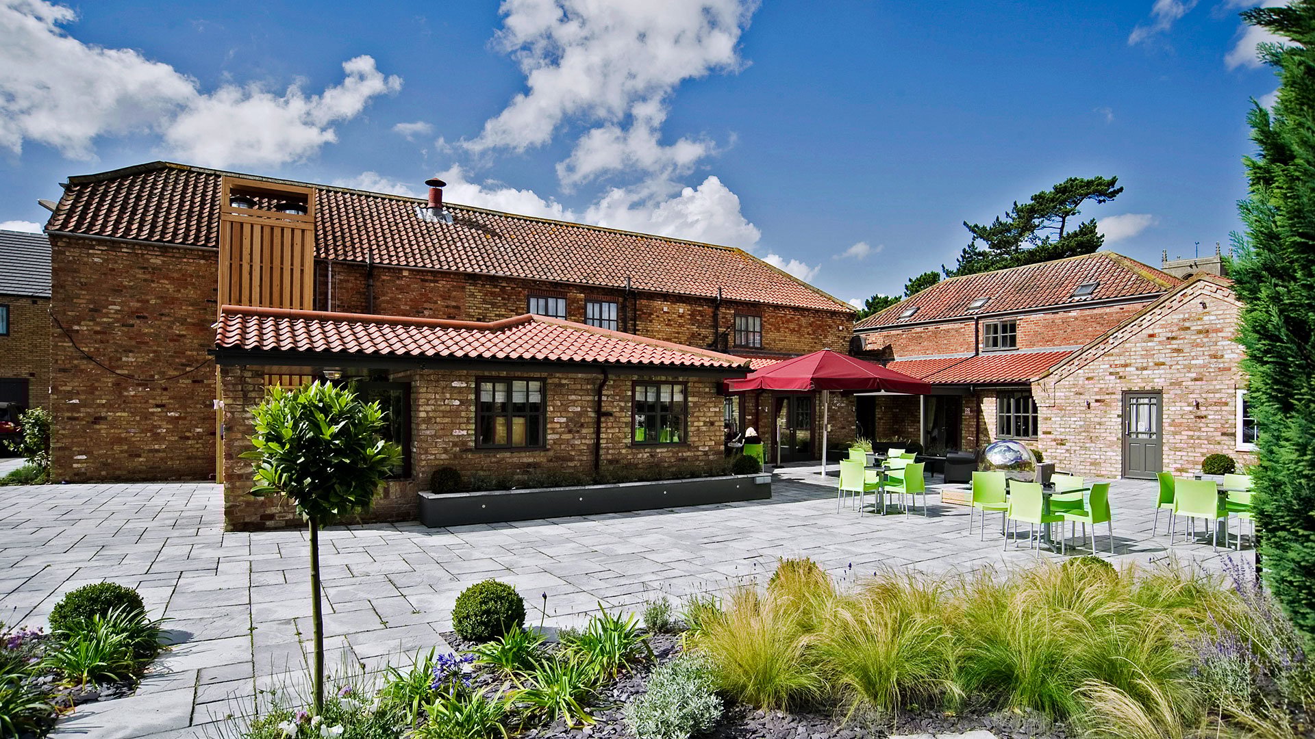 Ashbourne Hotel, North-killingholme, exterior view - Classic British Hotels