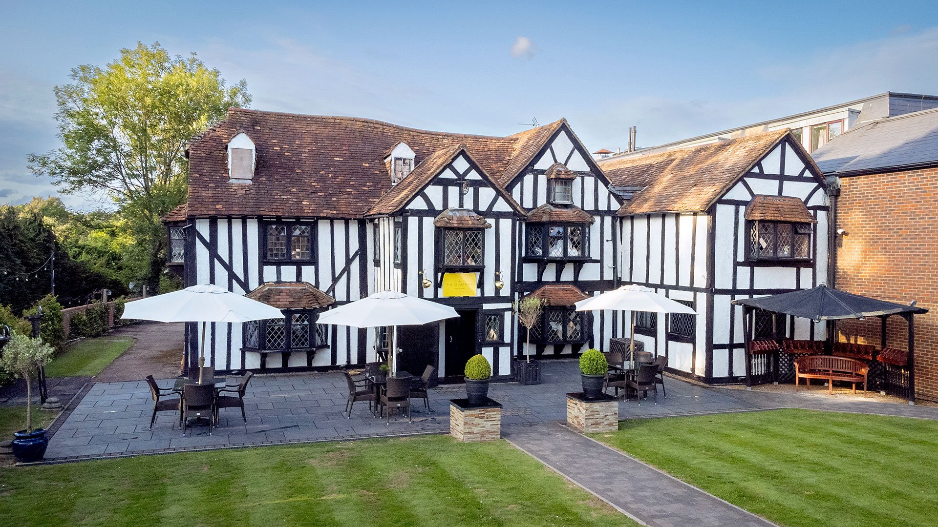 Donnington manor hotel, Sevenoaks, hotel exterior - Classic British Hotels