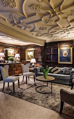 View of Queen Mary suite - Whitley hall country house hotel, Peak District, Sheffield - Classic British Hotels