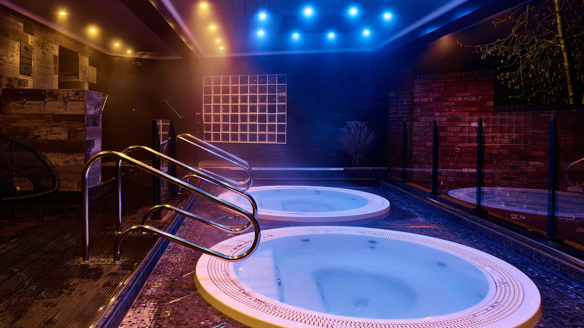 Spa Hot Tubs at Fairlawns Hotel & Spa, Walsall - Classic British Hotels